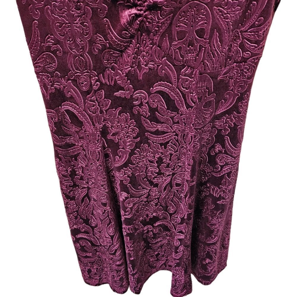 TORRID EMBOSSED Skull Velvet Baroque Sweetheart Neckline WITCHYCORE Dress M/L - Picture 4 of 14